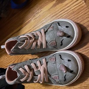 Toddler shoes